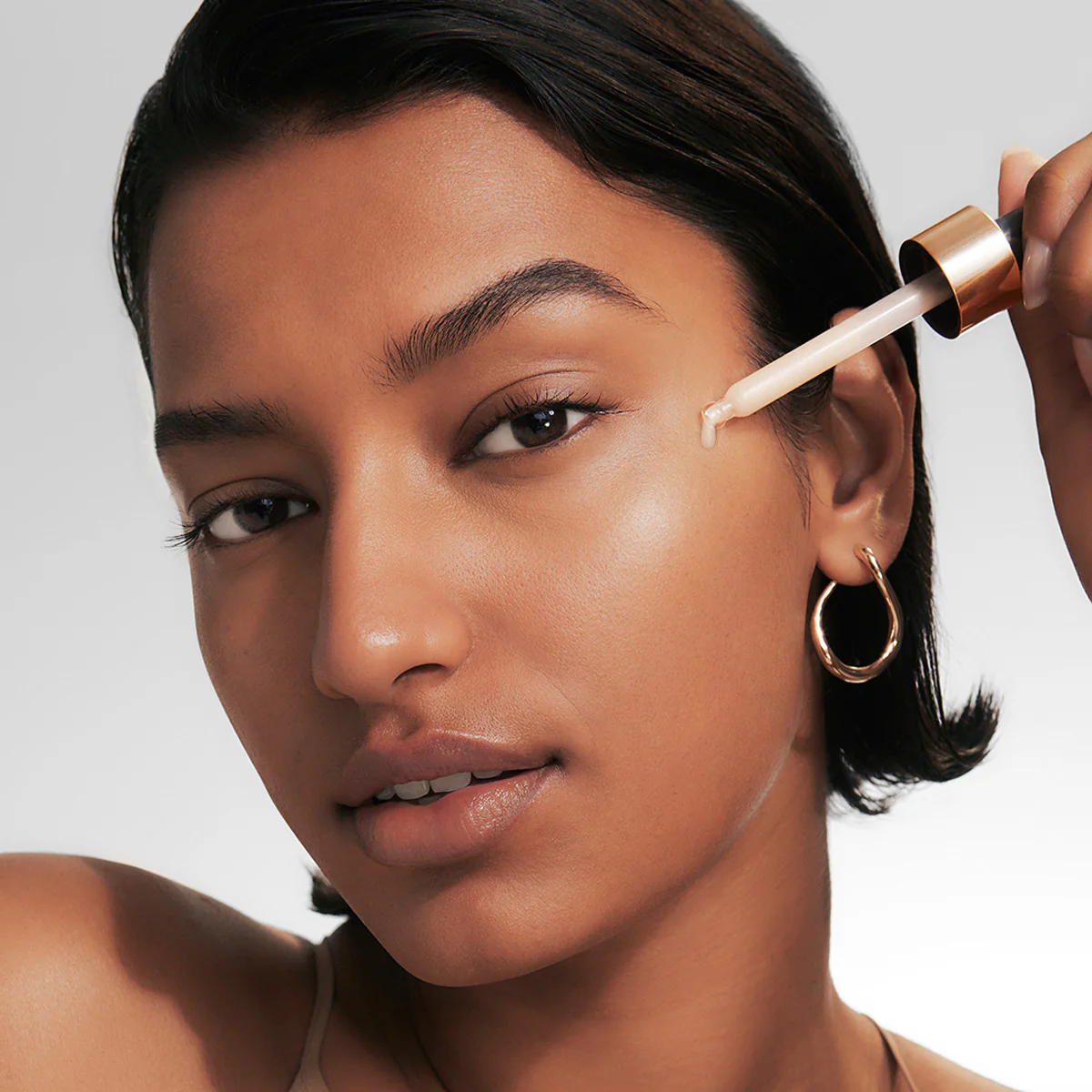 Estée Lauder Futurist Peptide-Power Serum Primer - Image 3