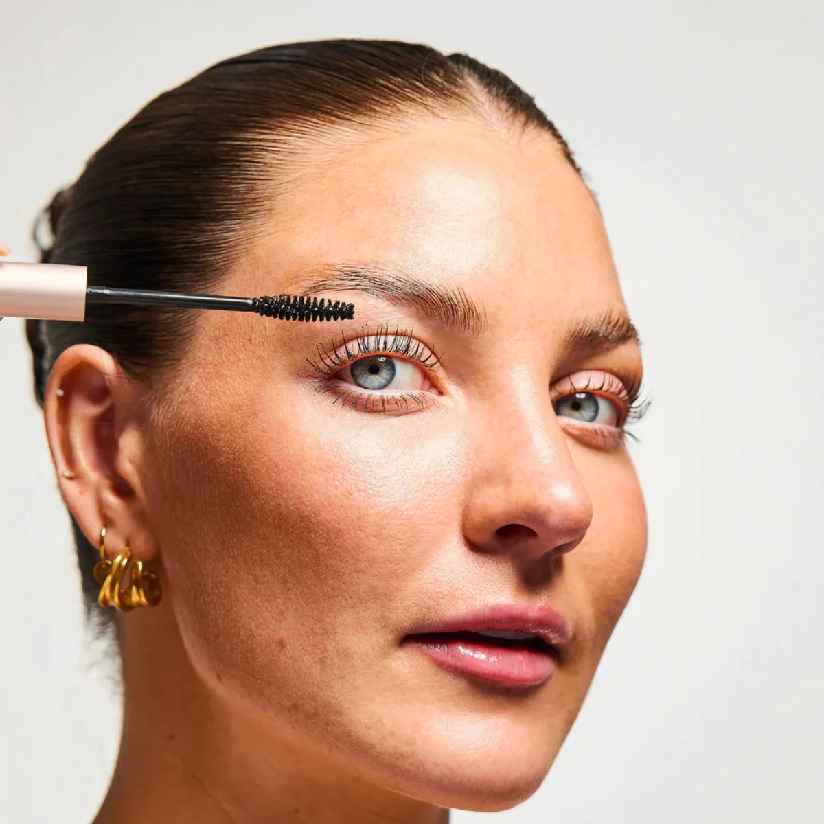 Glow For It Lash Lash Focus Mascara - Black - Image 3