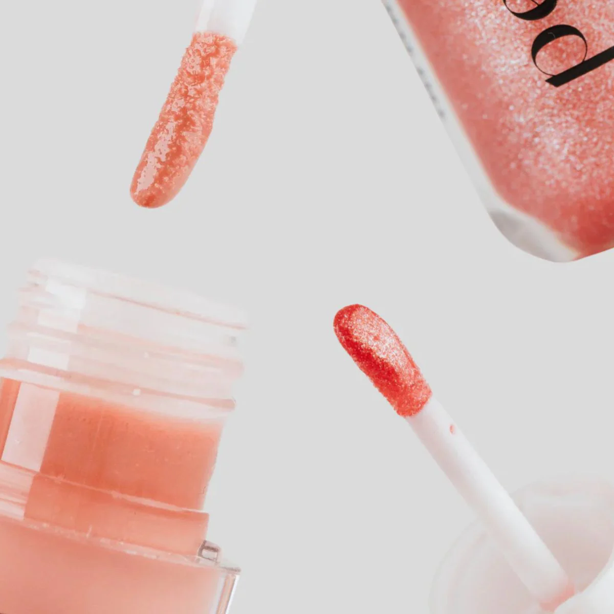 Pearl Beauty On The Glow Oil Infused Lip Gloss - Georgia - Image 4